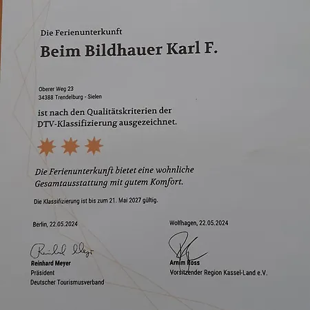 Beim Bildhauer Karl F *