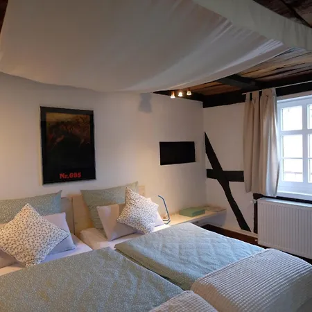 Apartman Beim Bildhauer Karl F Trendelburg